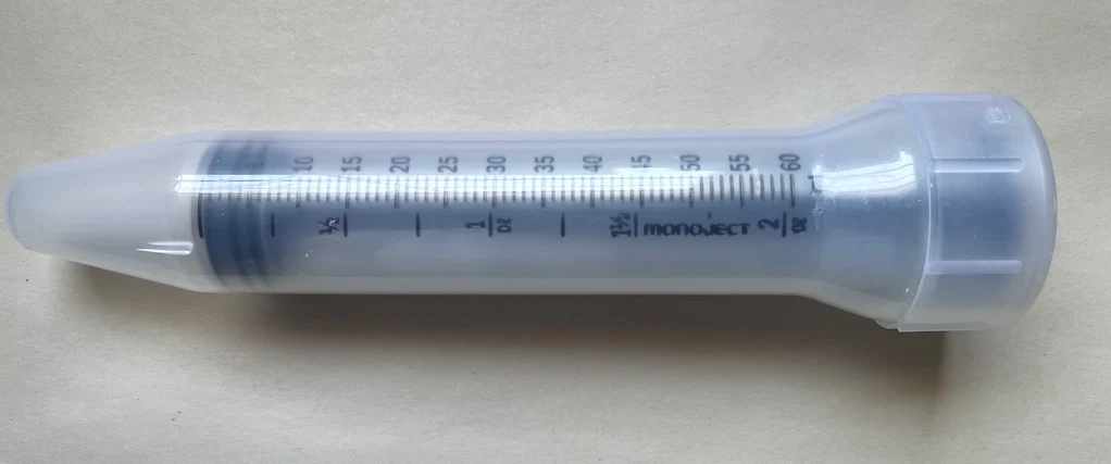 Reptile Feeding Tube & Syringe - Image 3